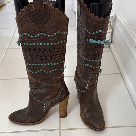 BCBGMaxAzria Brown Boots with Teal Details - Picture 2 of 4